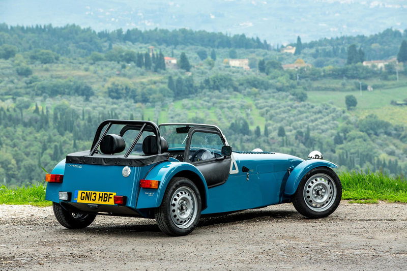 Illustration for article titled The Caterham 160 Is Cheap, Quick, Efficient, Perfect